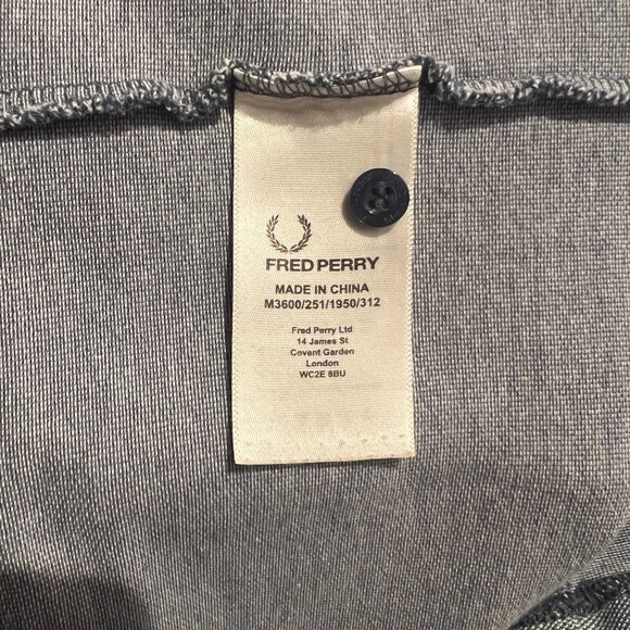 Fred Perry Polo Shirt Men M Gray Slim Fit Tennis Casual Very good condition - Picture 5 of 5